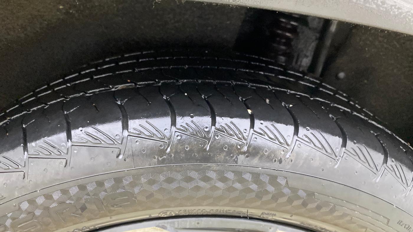 2021 Hyundai ALCAZAR 2.0 SIGNATURE (O) AT 6STR, Petrol, Automatic, 64,767 km, Left Rear Tyre Tread