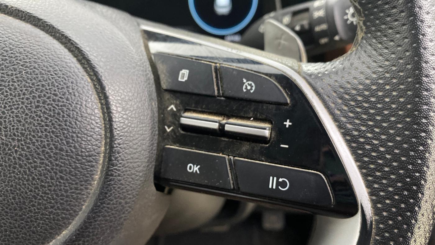2021 Hyundai ALCAZAR 2.0 SIGNATURE (O) AT 6STR, Petrol, Automatic, 64,767 km, Adaptive Cruise Control