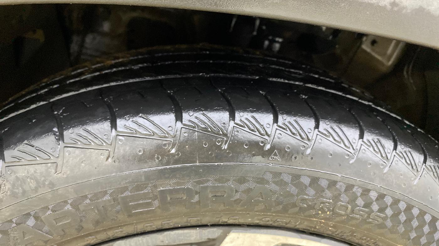 2021 Hyundai ALCAZAR 2.0 SIGNATURE (O) AT 6STR, Petrol, Automatic, 64,767 km, Left Front Tyre Tread