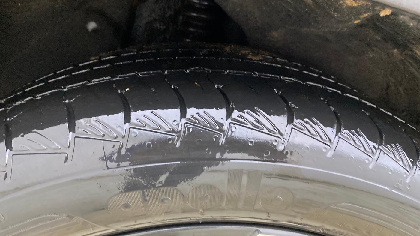 2021 Hyundai ALCAZAR 2.0 SIGNATURE (O) AT 6STR, Petrol, Automatic, 64,767 km, Right Rear Tyre Tread