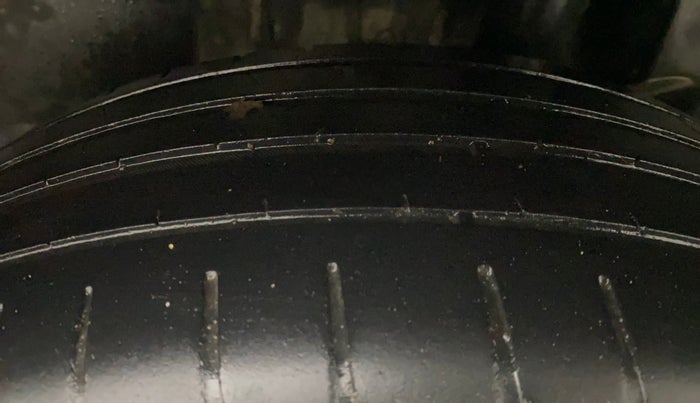 2020 Maruti Swift ZXI PLUS, Petrol, Manual, 42,852 km, Left Rear Tyre Tread