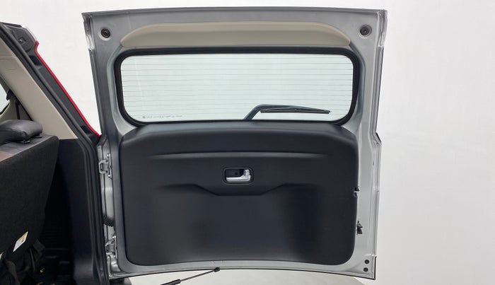 2022 Mahindra SCORPIO-N Z8 L DIESEL AT 2WD 6 STR, Diesel, Automatic, 11,104 km, Boot Door Open
