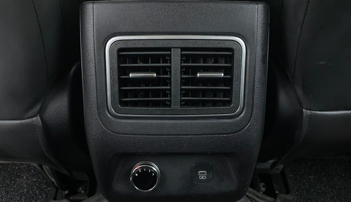 2022 Mahindra SCORPIO-N Z8 L DIESEL AT 2WD 6 STR, Diesel, Automatic, 11,104 km, Rear AC Vents