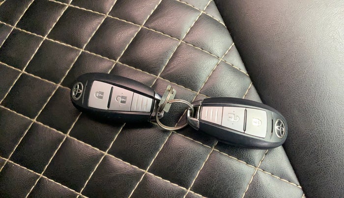 2022 Toyota URBAN CRUISER HIGH GRADE MT, Petrol, Manual, 57,113 km, Key Close Up