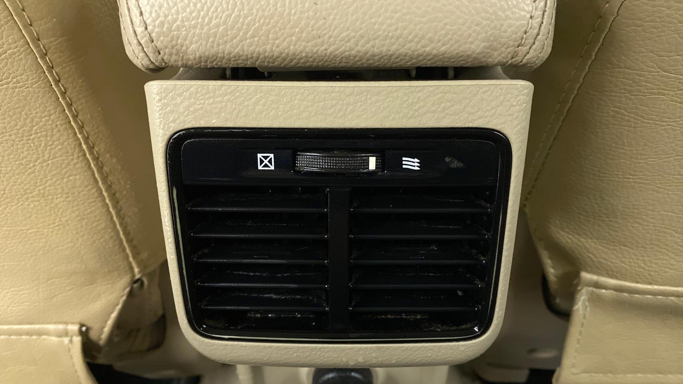 2016 Maruti Ciaz VXI PLUS, Petrol, Manual, 48,439 km, Rear AC Vents