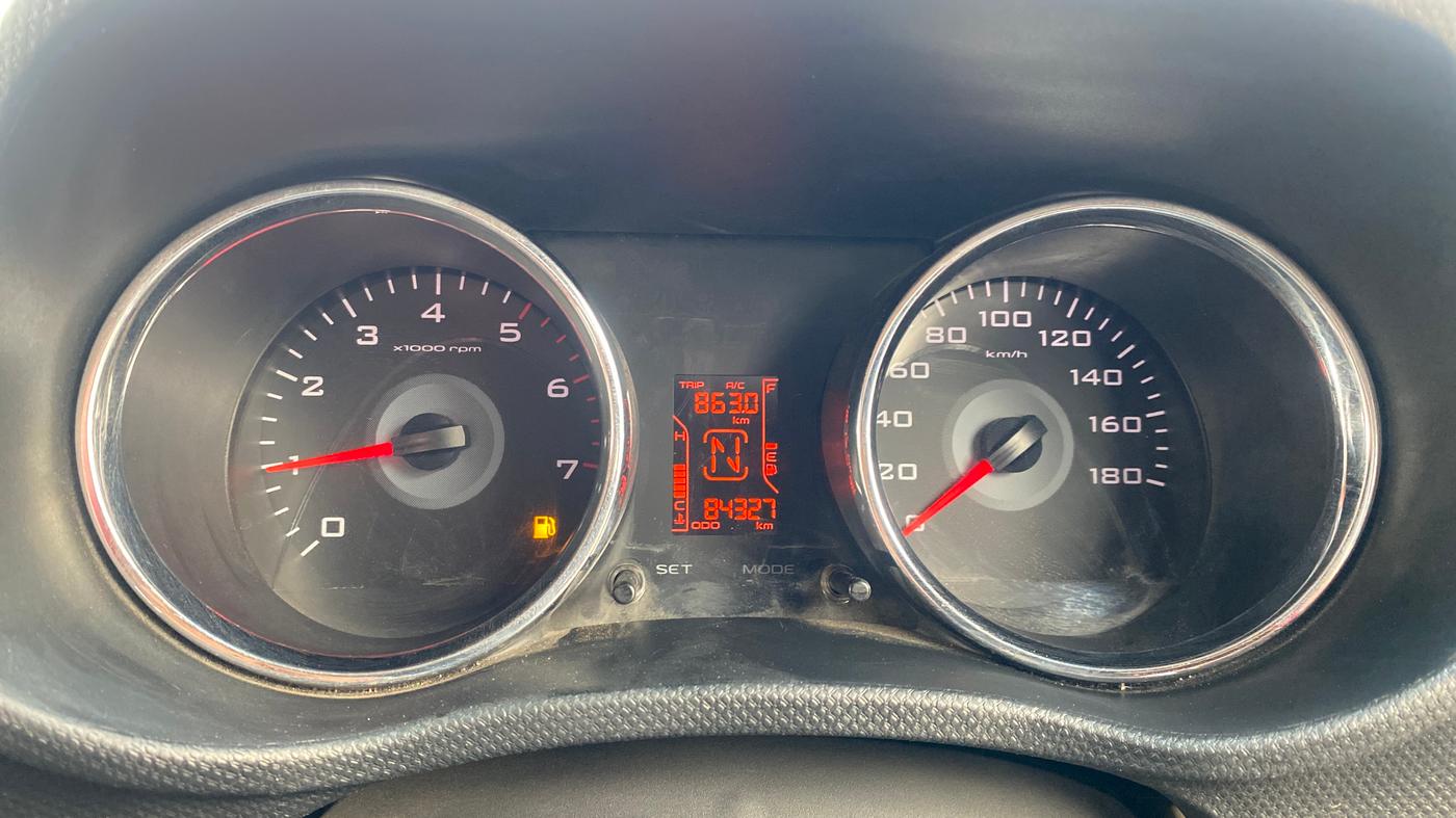 2016 Mahindra TUV300 T8, Diesel, Manual, 84,299 km, Odometer Image