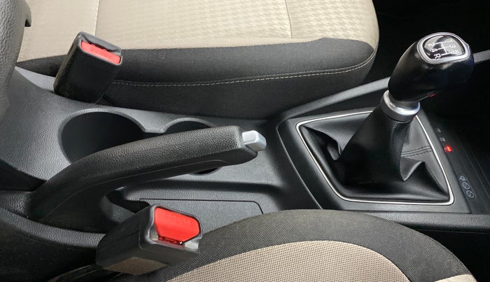 2019 Hyundai Elite i20 ASTA 1.2 (O), Petrol, Manual, 26,633 km, Gear Lever