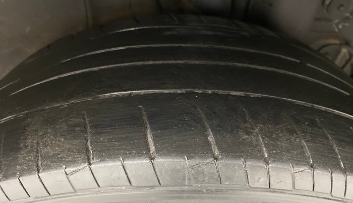 2019 Hyundai Elite i20 ASTA 1.2 (O), Petrol, Manual, 26,633 km, Left Rear Tyre Tread