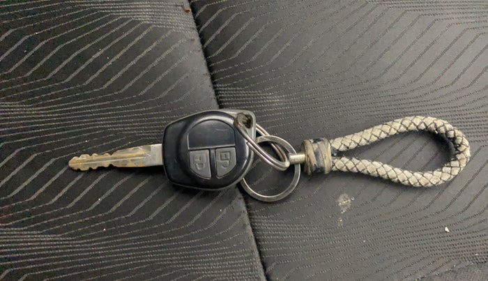 2013 Maruti Swift VDI, Diesel, Manual, 1,28,567 km, Key Close Up