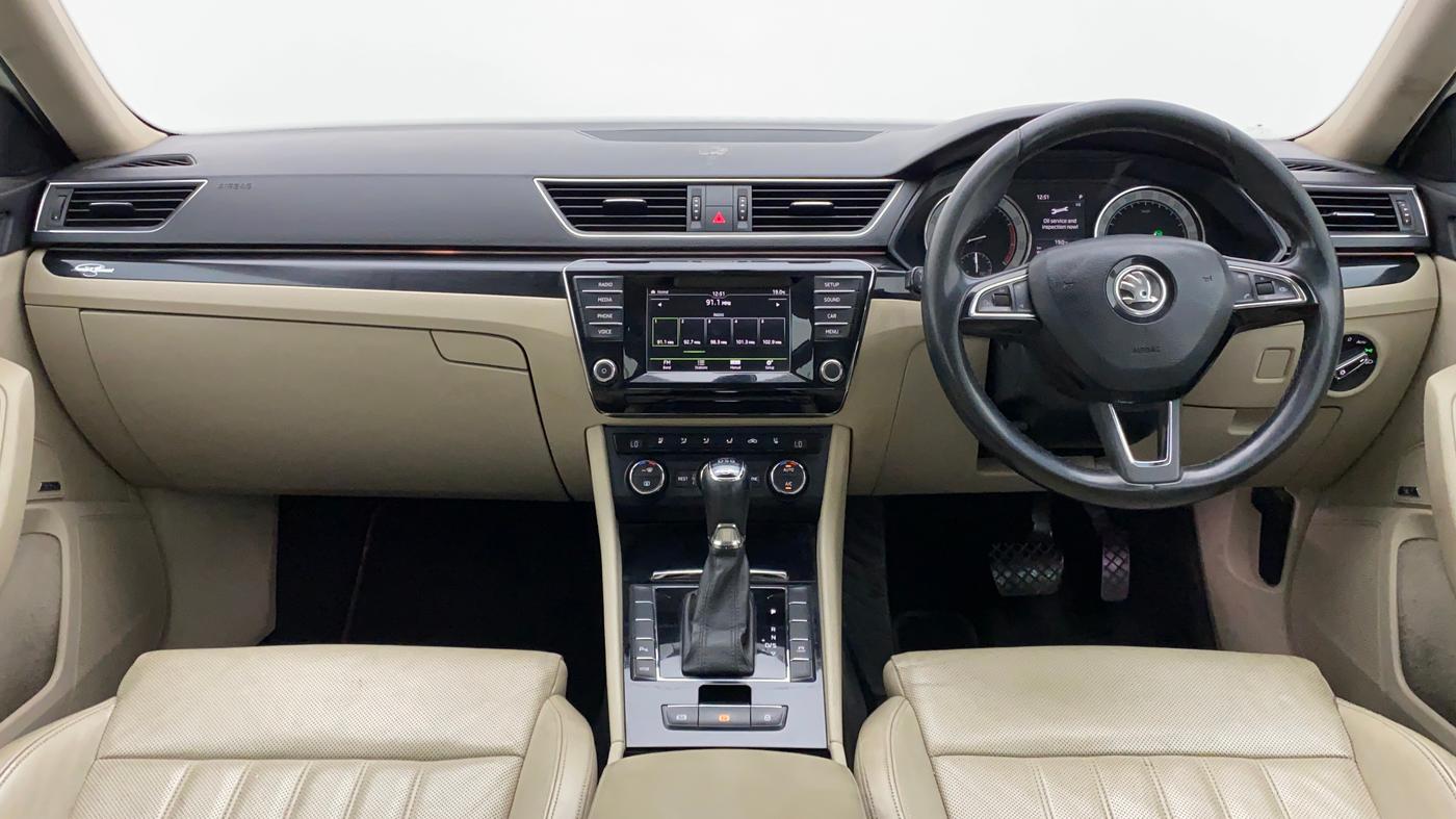 2016 Skoda Superb 1.8 TSI LK AT, Petrol, Automatic, 99,693 km, Dashboard View