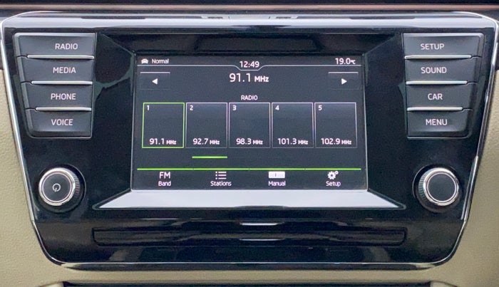 2016 Skoda Superb 1.8 TSI LK AT, Petrol, Automatic, 99,693 km, Infotainment System