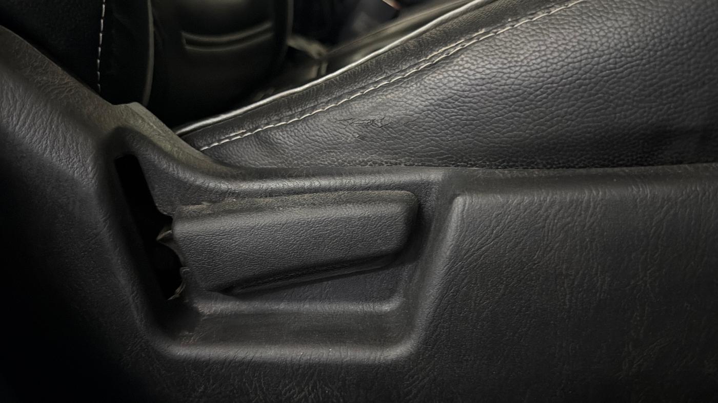 2021 Maruti Alto LXI, Petrol, Manual, 48,859 km, Driver Side Adjustment Panel
