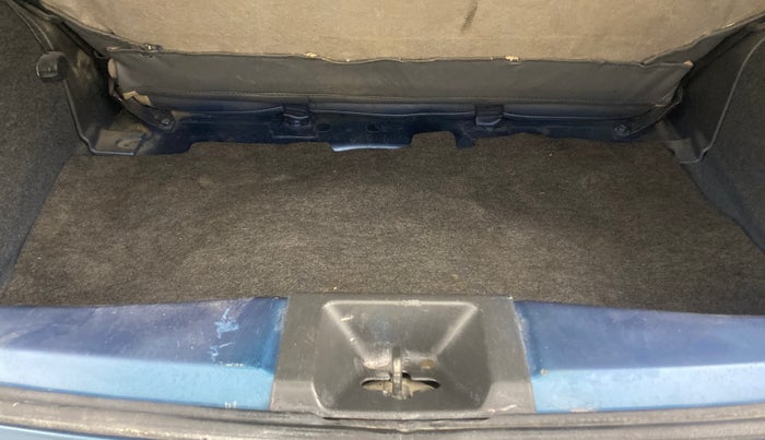 2015 Nissan Micra Active XV, Petrol, Manual, 91,990 km, Boot Inside