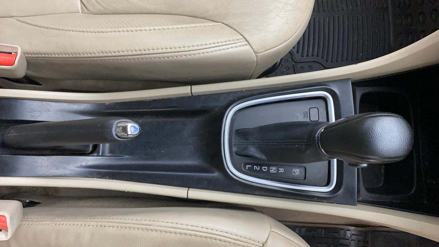 2020 Maruti Ciaz ALPHA  AT 1.5 SHVS PETROL, Petrol, Automatic, 55,101 km, Gear Lever