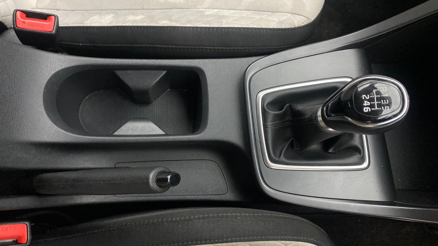 2020 Hyundai Creta S 1.5 PETROL, Petrol, Manual, 38,009 km, Gear Lever