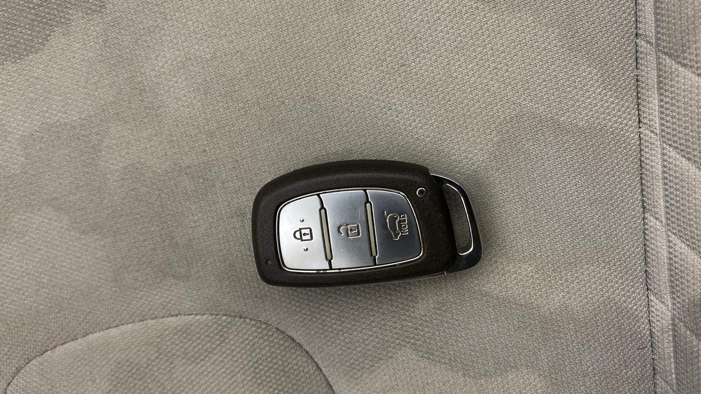 2020 Hyundai Creta S 1.5 PETROL, Petrol, Manual, 38,009 km, Key Close Up