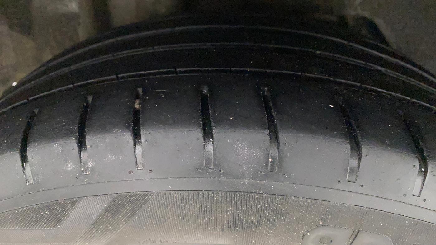 2021 Ford Figo Aspire TITANIUM1.5 DIESEL, Diesel, Manual, 60,663 km, Right Rear Tyre Tread