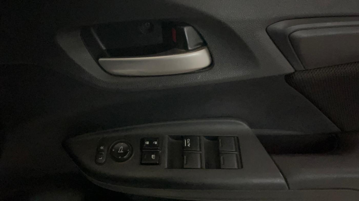 2021 Honda WR-V 1.5L I-DTEC SV MT, Diesel, Manual, 68,267 km, Driver Side Door Panels Control