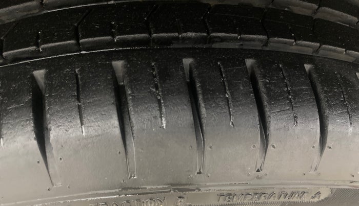 2025 Toyota Glanza V AMT, Petrol, Automatic, 8,878 km, Right Rear Tyre Tread