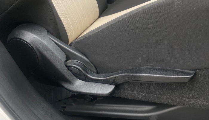 2025 Toyota Glanza V AMT, Petrol, Automatic, 8,878 km, Driver Side Adjustment Panel