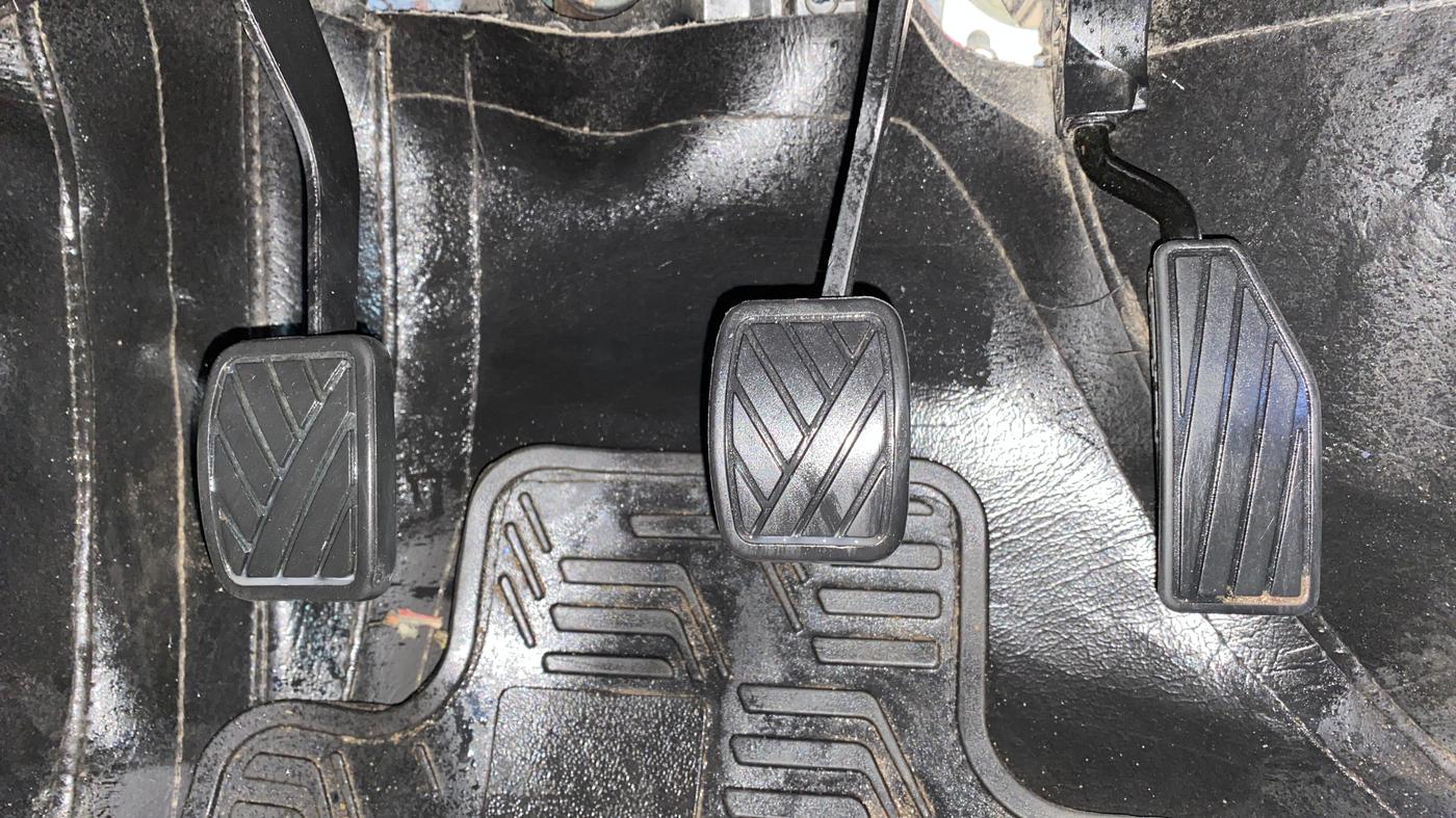 2025 Maruti IGNIS ZETA 1.2, Petrol, Manual, 22,184 km, Pedals
