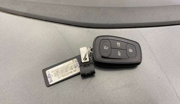 2022 Tata TIGOR XZ PLUS CNG, CNG, Manual, 24,039 km, Key Close Up