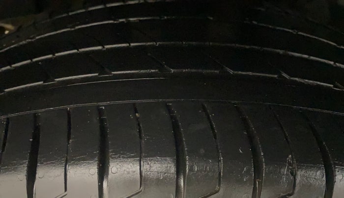 2022 KIA SELTOS HTX PETROL 1.5, Petrol, Manual, 26,183 km, Right Rear Tyre Tread