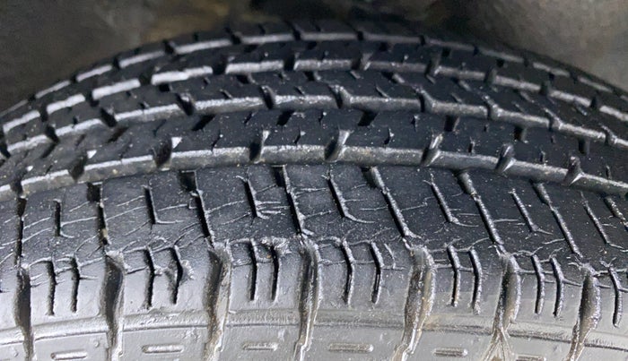 2014 Maruti Alto K10 VXI, Petrol, Manual, 21,670 km, Right Front Tyre Tread