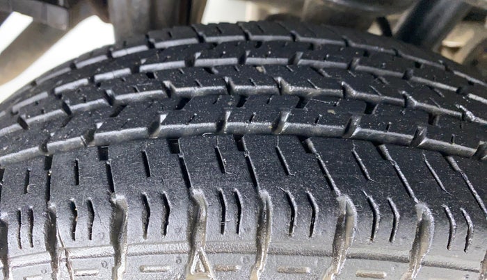 2014 Maruti Alto K10 VXI, Petrol, Manual, 21,670 km, Right Rear Tyre Tread
