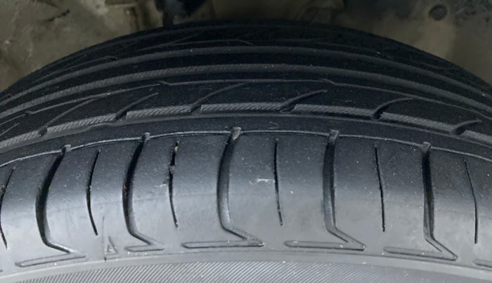2017 Nissan Micra Active XV S, Petrol, Manual, 49,366 km, Left Front Tyre Tread