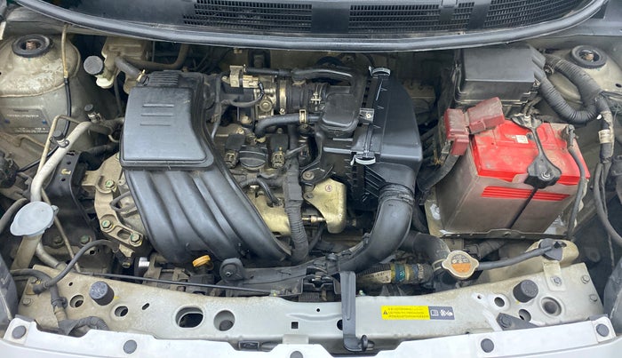 2017 Nissan Micra Active XV S, Petrol, Manual, 49,366 km, Open Bonet