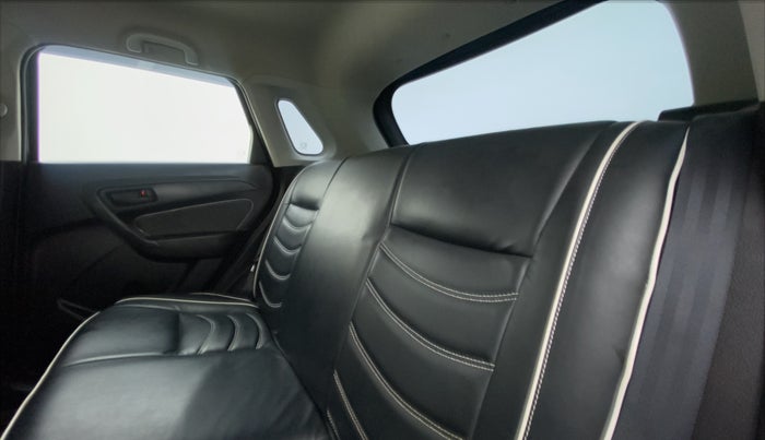 2022 Maruti Vitara Brezza LXI, Petrol, Manual, 8,195 km, Right Side Rear Door Cabin