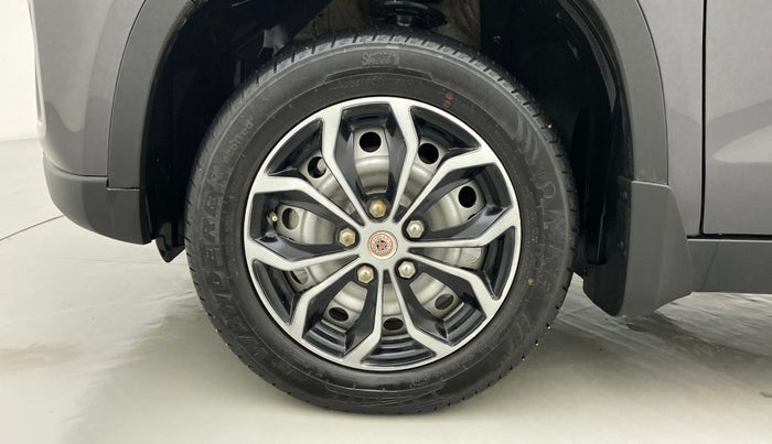 2022 Maruti Vitara Brezza LXI, Petrol, Manual, 8,195 km, Left Front Wheel