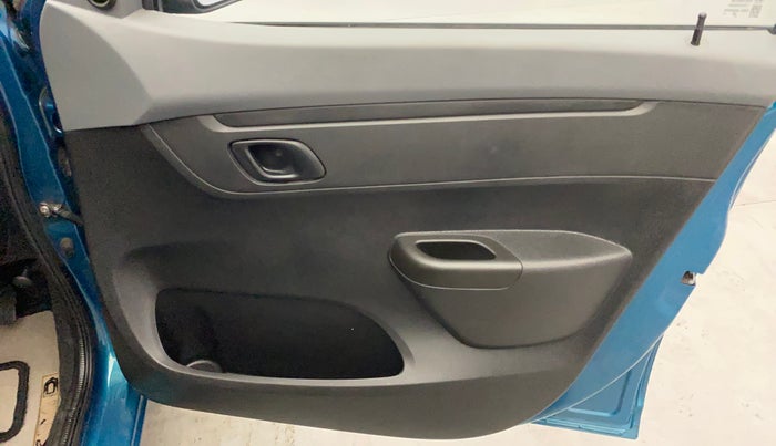 2020 Renault Kwid RXT 1.0 (O), Petrol, Manual, 12,097 km, Driver Side Door Panels Control