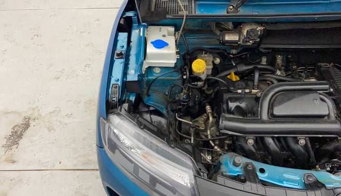 2020 Renault Kwid RXT 1.0 (O), Petrol, Manual, 12,097 km, Engine View - Right