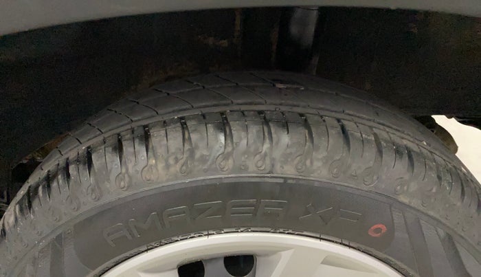 2020 Renault Kwid RXT 1.0 (O), Petrol, Manual, 12,097 km, Left Rear Tyre Tread