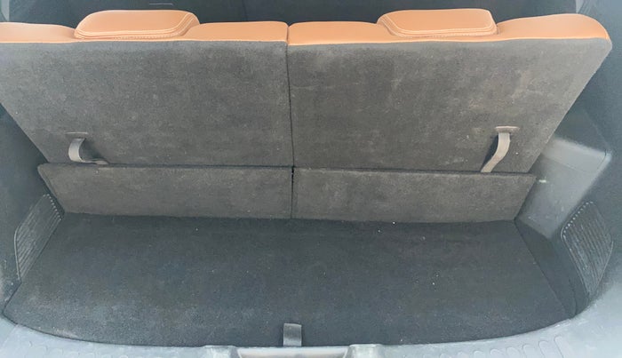 2021 MG HECTOR PLUS SELECT 2.0 DIESEL TURBO MT 7-STR, Diesel, Manual, 41,746 km, Boot Inside