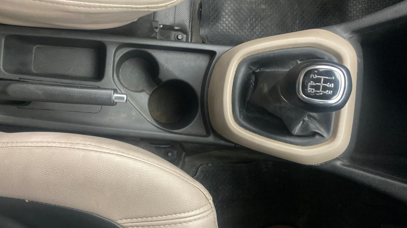 2015 Hyundai Grand i10 ASTA 1.2 KAPPA VTVT, Petrol, Manual, 60,490 km, Gear Lever
