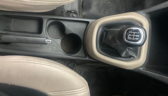2015 Hyundai Grand i10 ASTA 1.2 KAPPA VTVT, Petrol, Manual, 60,490 km, Gear Lever