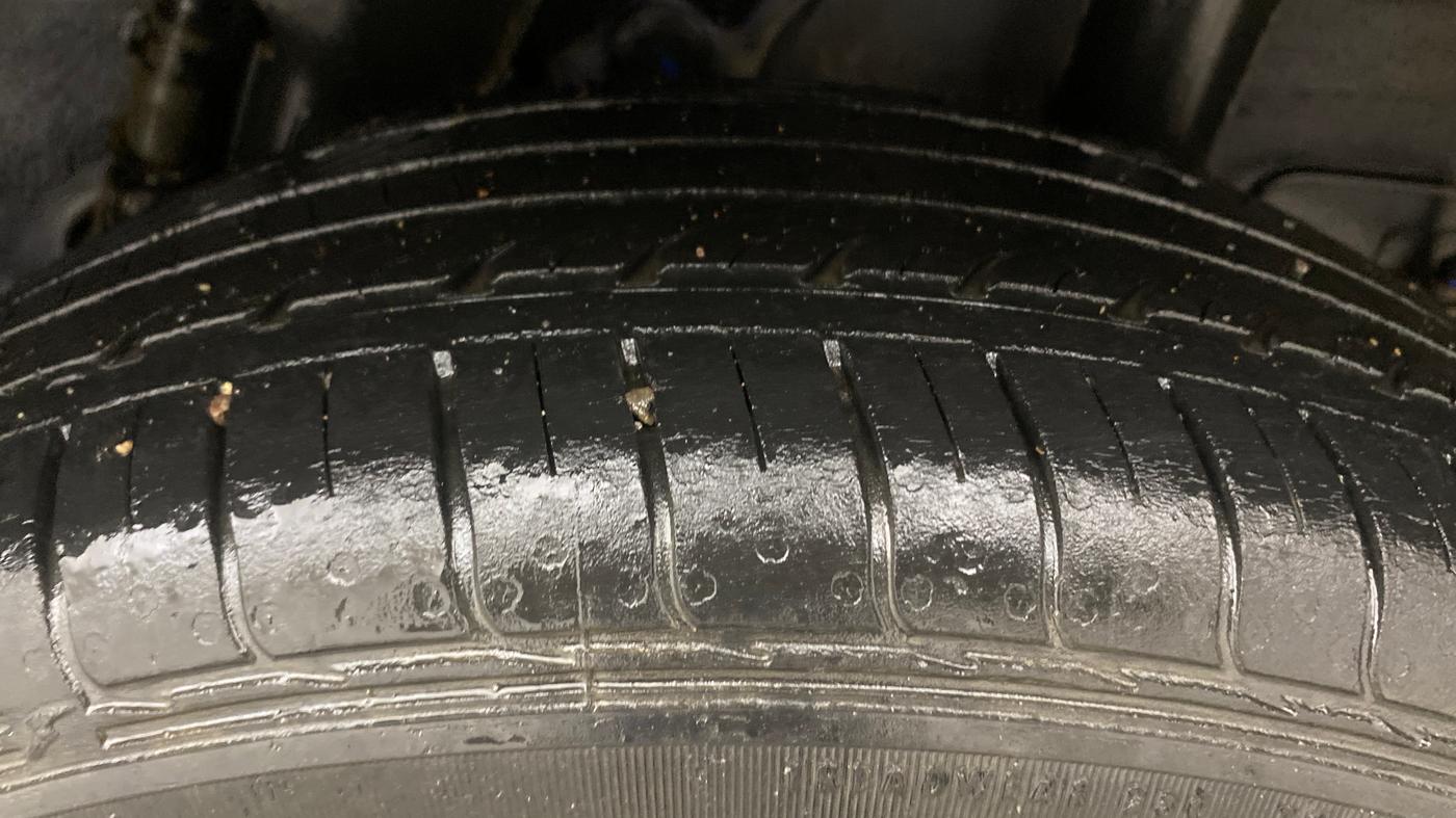 2021 Hyundai VENUE S 1.2, Petrol, Manual, 25,534 km, Left Rear Tyre Tread