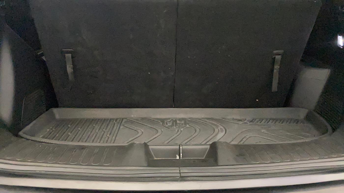 2022 MG HECTOR PLUS Sharp Pro 1.5 Turbo Petrol CVT 6 STR, Petrol, Automatic, 26,350 km, Boot Inside