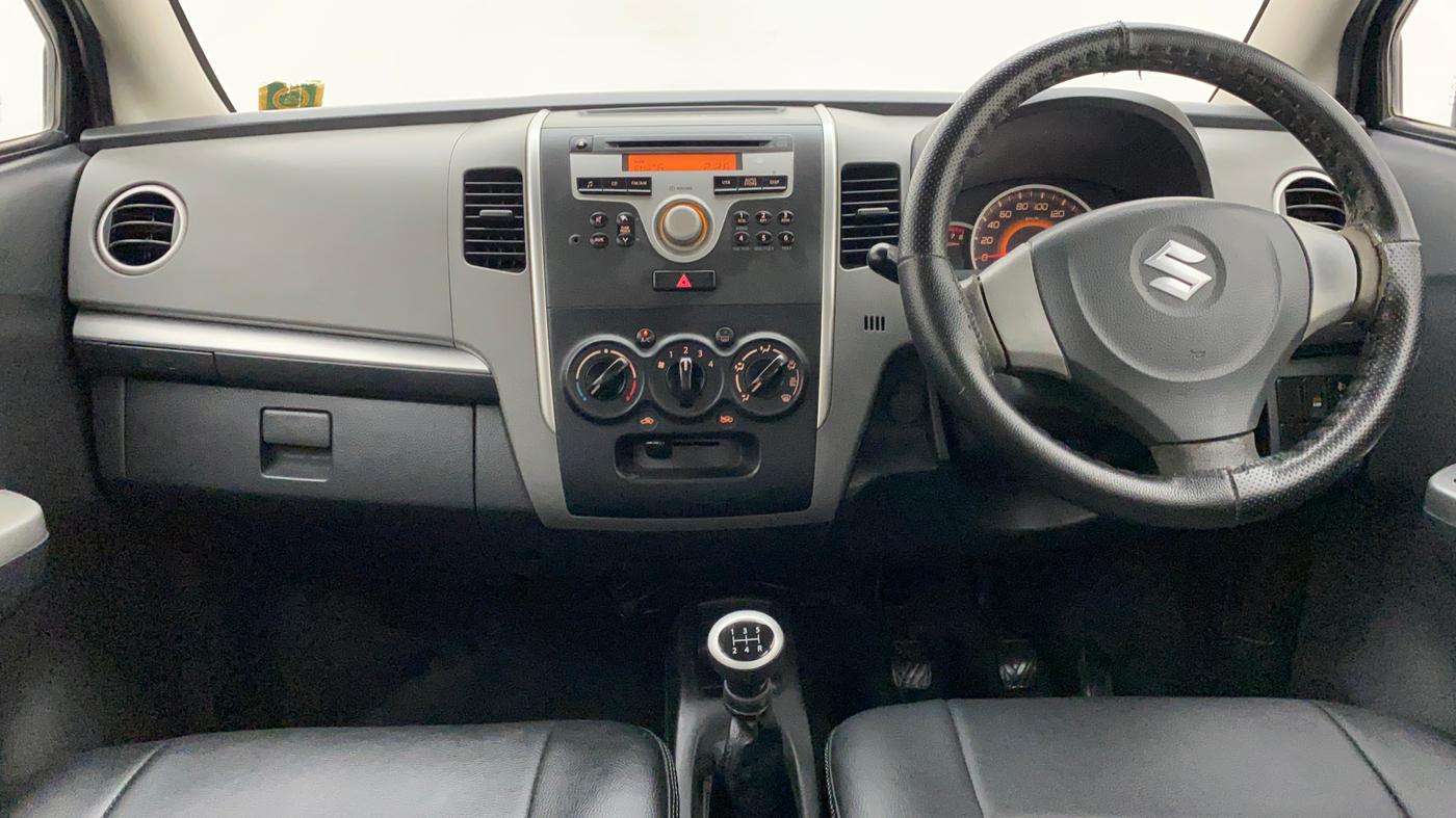 2012 Maruti Wagon R 1.0 VXI, Petrol, Manual, 86,140 km, Dashboard