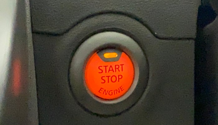 2014 Nissan Micra XV CVT, Petrol, Automatic, 31,091 km, Keyless Start/ Stop Button