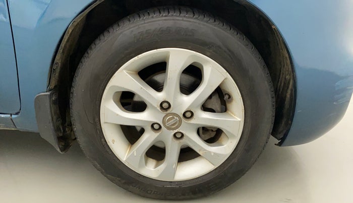 2014 Nissan Micra XV CVT, Petrol, Automatic, 31,091 km, Right Front Wheel