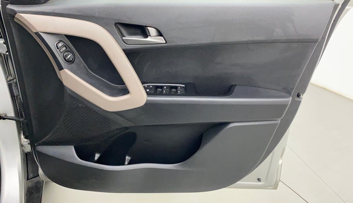2015 Hyundai Creta SX PLUS 1.6 PETROL, Petrol, Manual, 56,906 km, Driver Side Door Panels Control