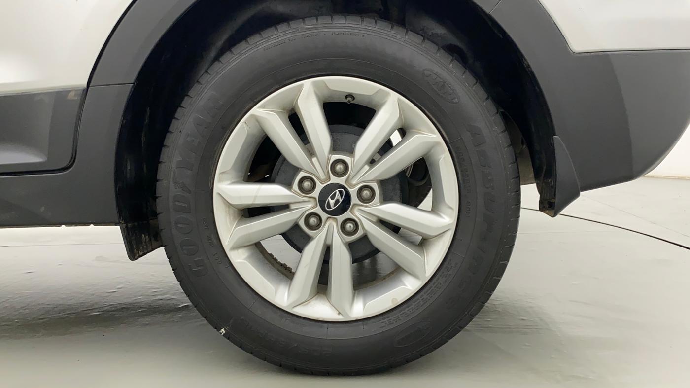 2015 Hyundai Creta SX PLUS 1.6 PETROL, Petrol, Manual, 56,906 km, Left Rear Wheel