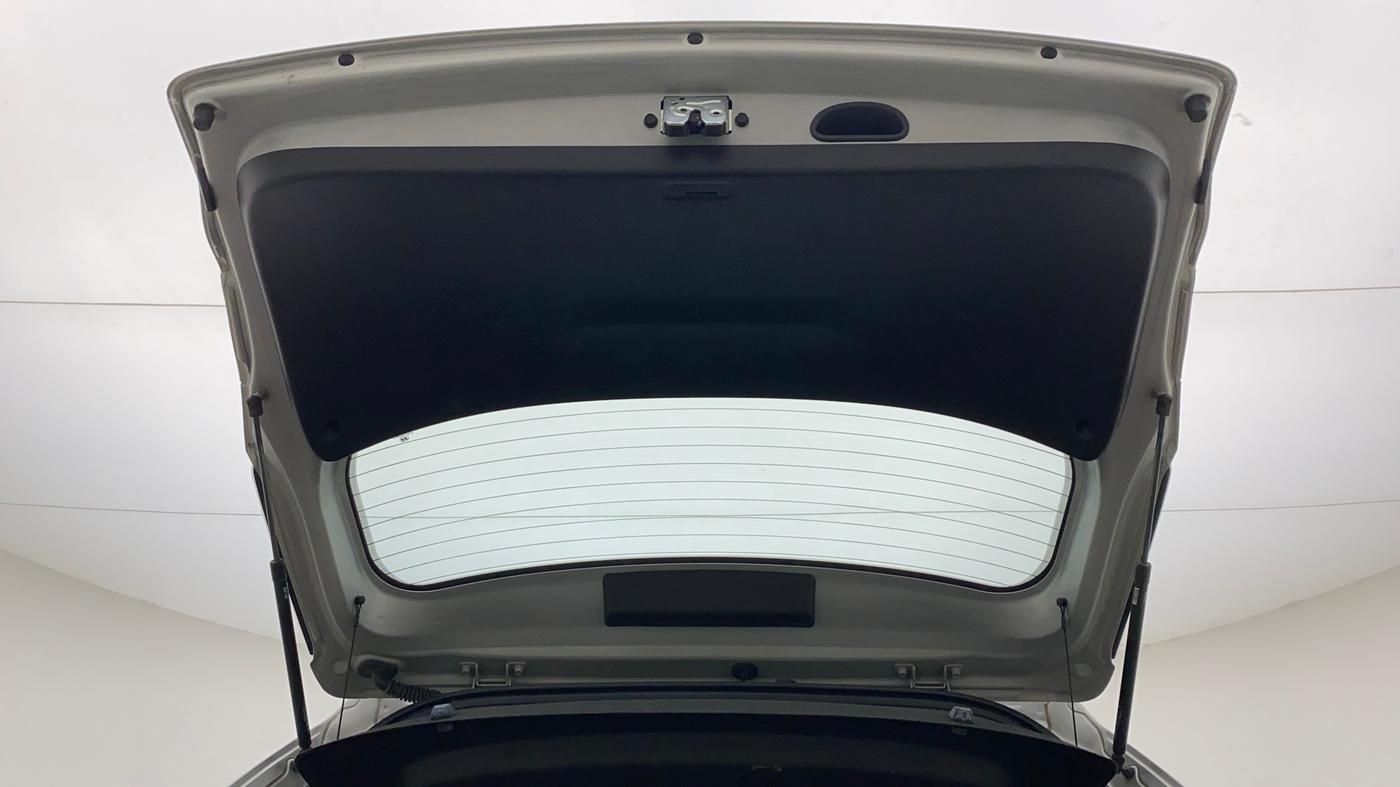 2015 Hyundai Creta SX PLUS 1.6 PETROL, Petrol, Manual, 56,906 km, Boot Door Open