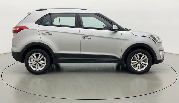 2015 Hyundai Creta SX PLUS 1.6 PETROL, Petrol, Manual, 56,906 km, Right Side View