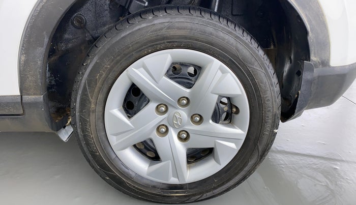 2020 Hyundai VENUE S MT 1.2 KAPPA, CNG, Manual, 70,448 km, Left Rear Wheel