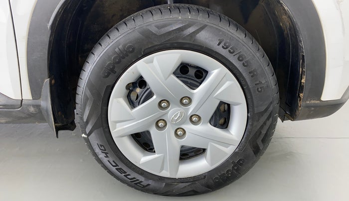 2020 Hyundai VENUE S MT 1.2 KAPPA, CNG, Manual, 70,448 km, Right Front Wheel